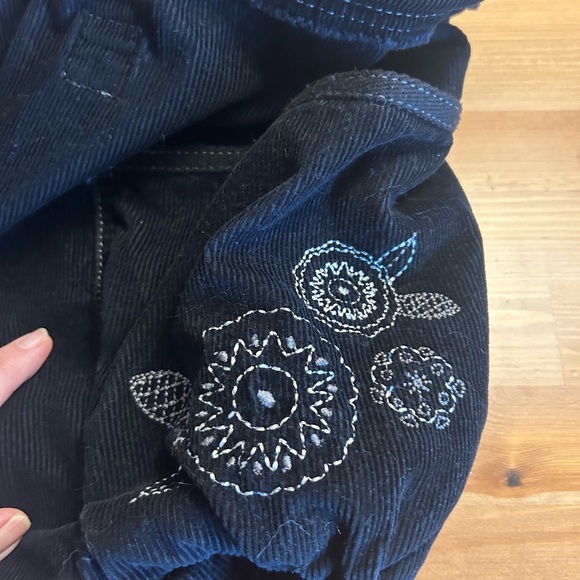 Thirty one black corduroy retro metro tote with embroidery - Picture 3 of 3